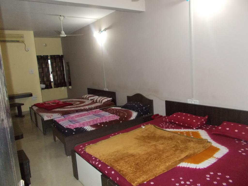 Hotel Rudraksh Virani Bagian luar foto